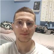 Profesor que busca ayudar y enseñar por el bachillerato y primaria de los alumnos